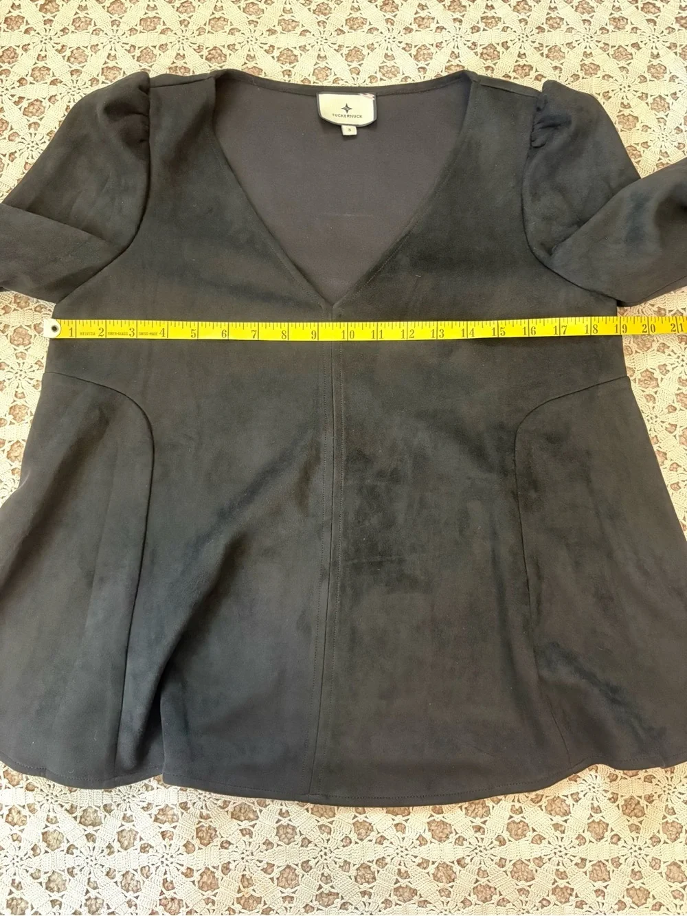 Tuckernuck size small